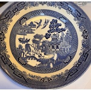 Churchill Willow Blue Vegetable Bowl 9" Made Staffordshire‎ England.